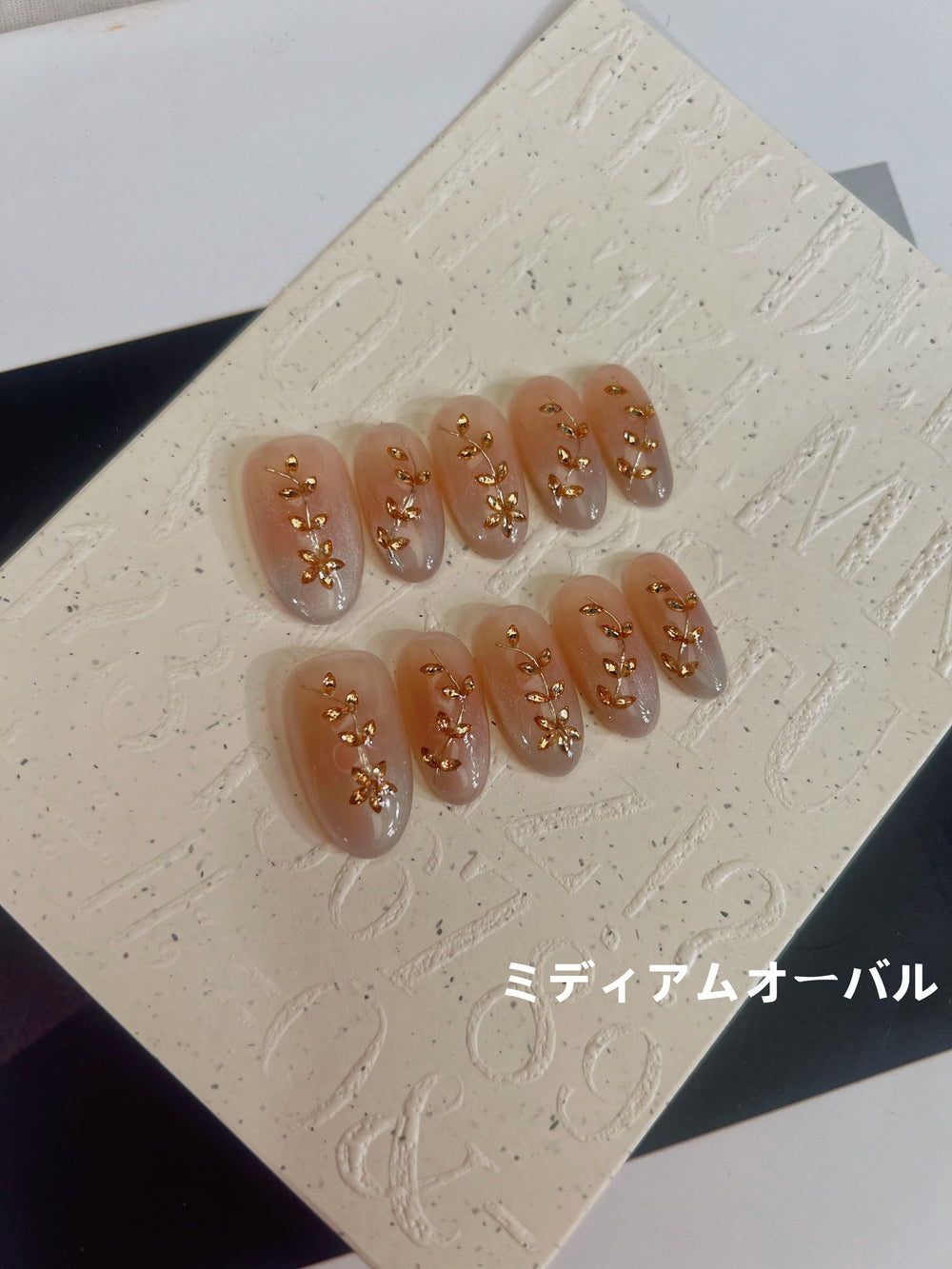 04 手作りネイルチップ - Vernailiquea