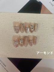 11 手作りネイルチップ