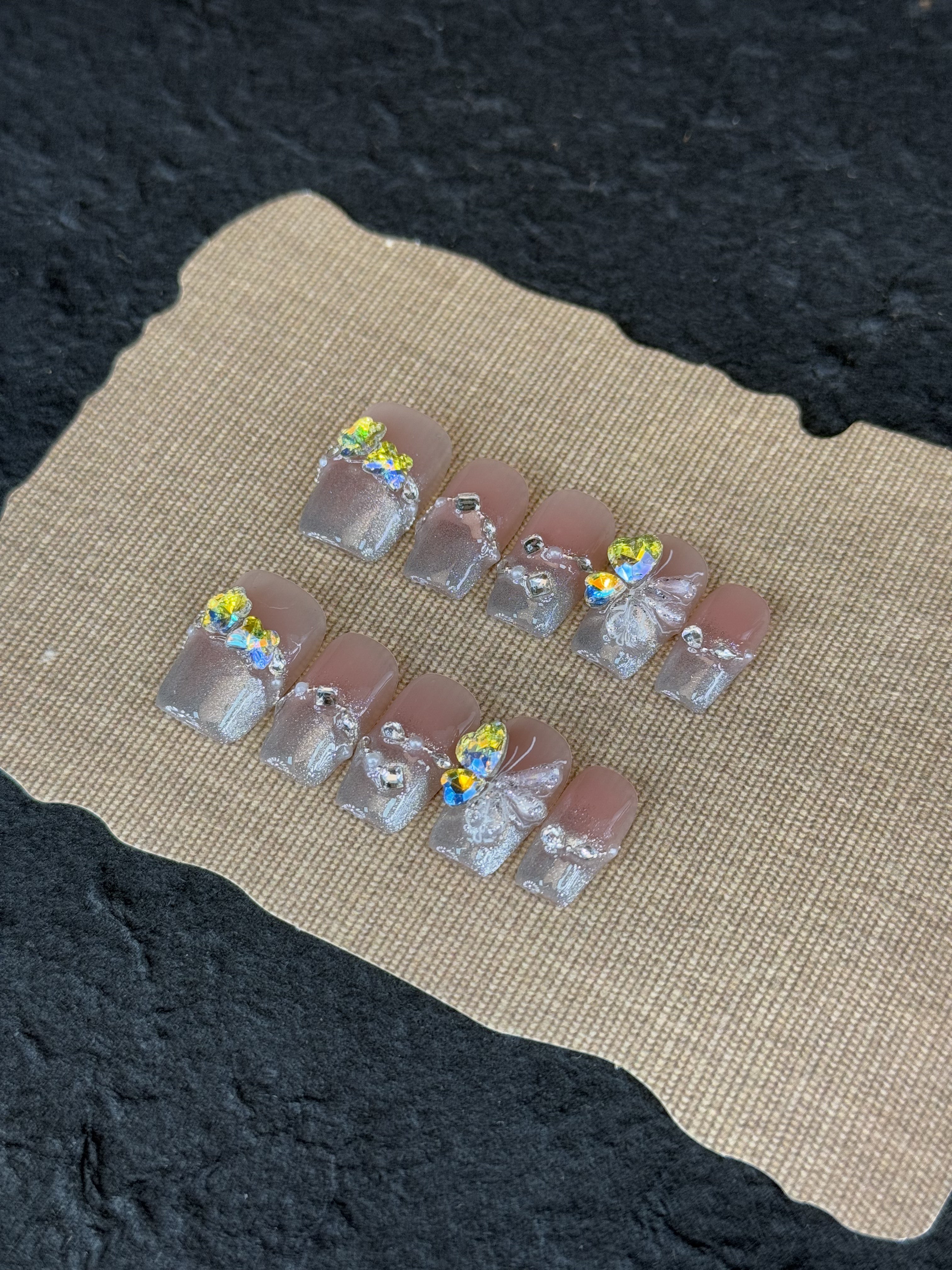 05手作りネイルチップ