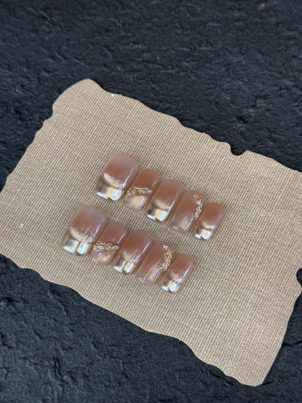 13 手作りネイルチップ