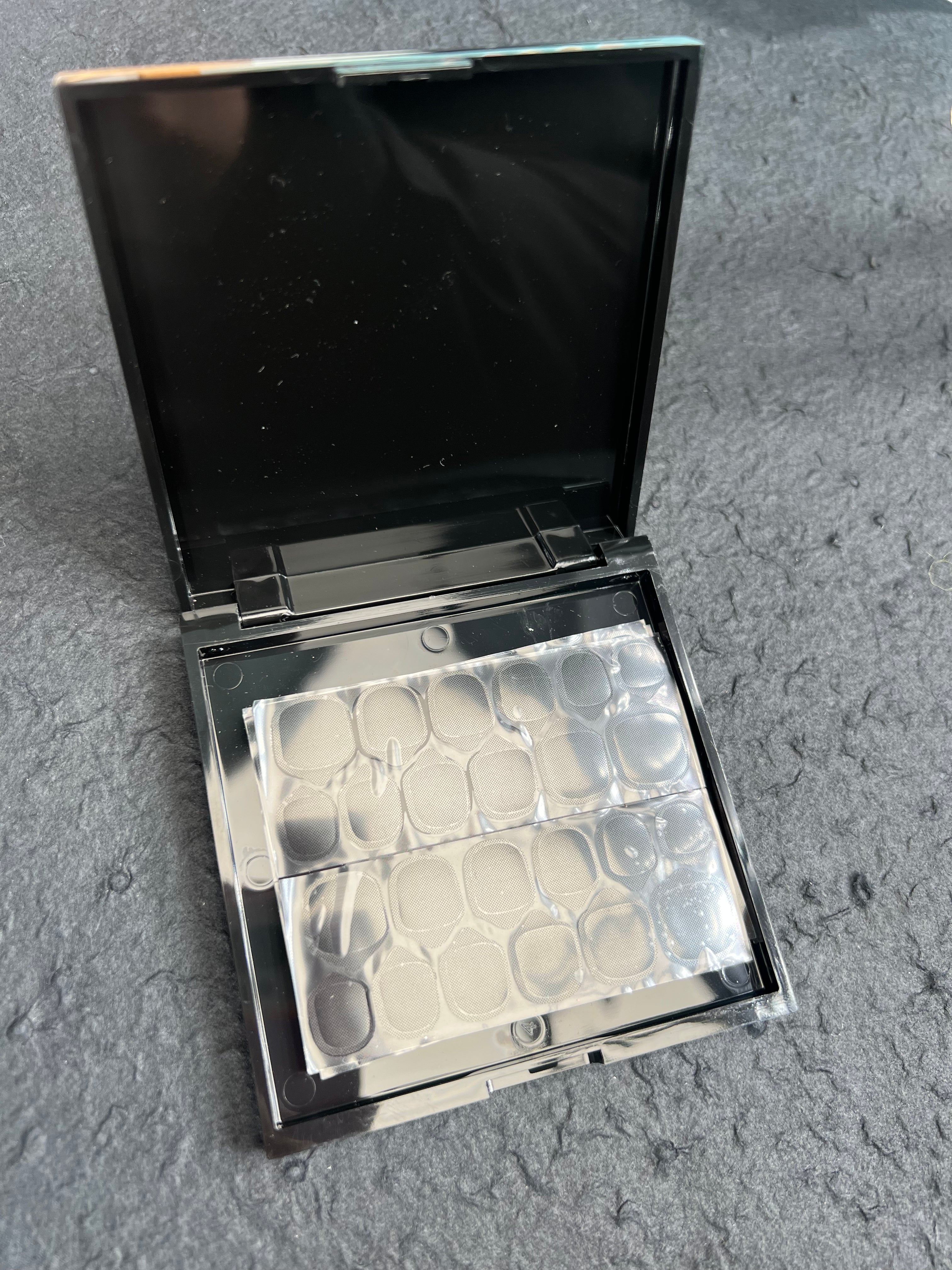 ネイルチップ用　LED光固粘着グミ
