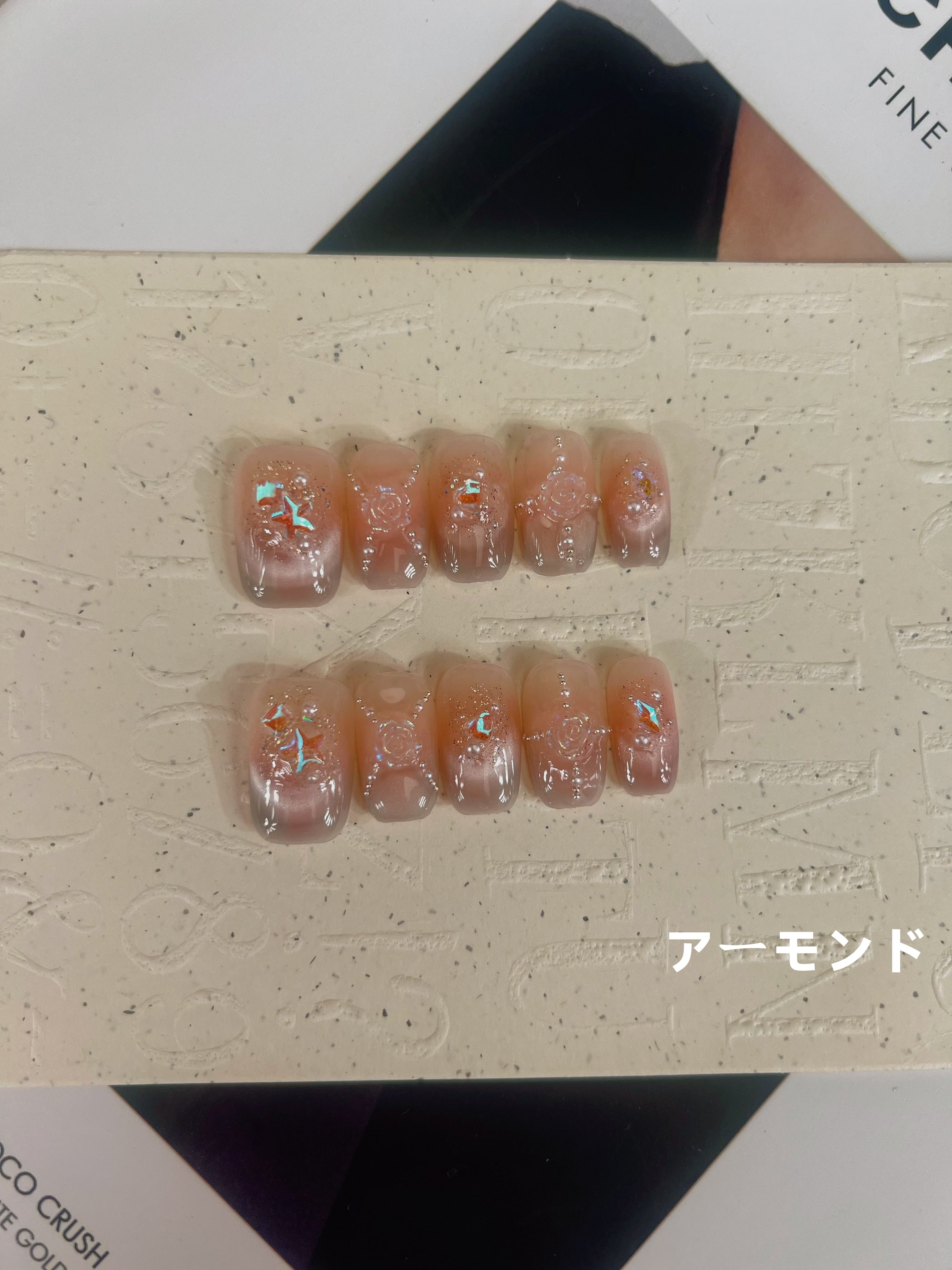 21  手作りネイルチップ